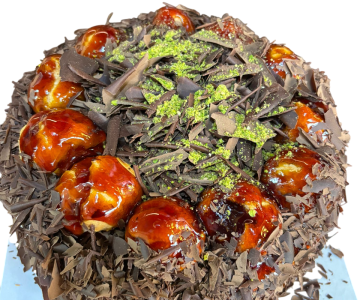 Profiterollü Çikolatalı